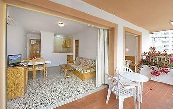 Apartamentos Bon Sol - Los Rosales Плая ден Боса Екстериор снимка